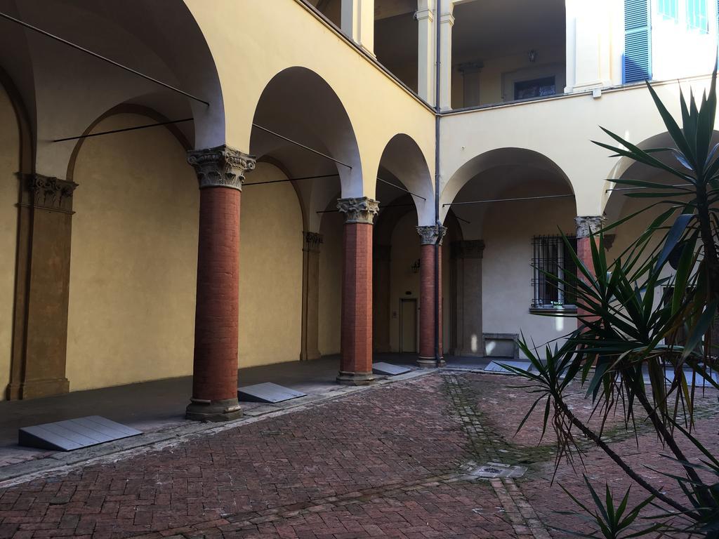 Antica Casa Zucchini B&B Bolonha Exterior foto